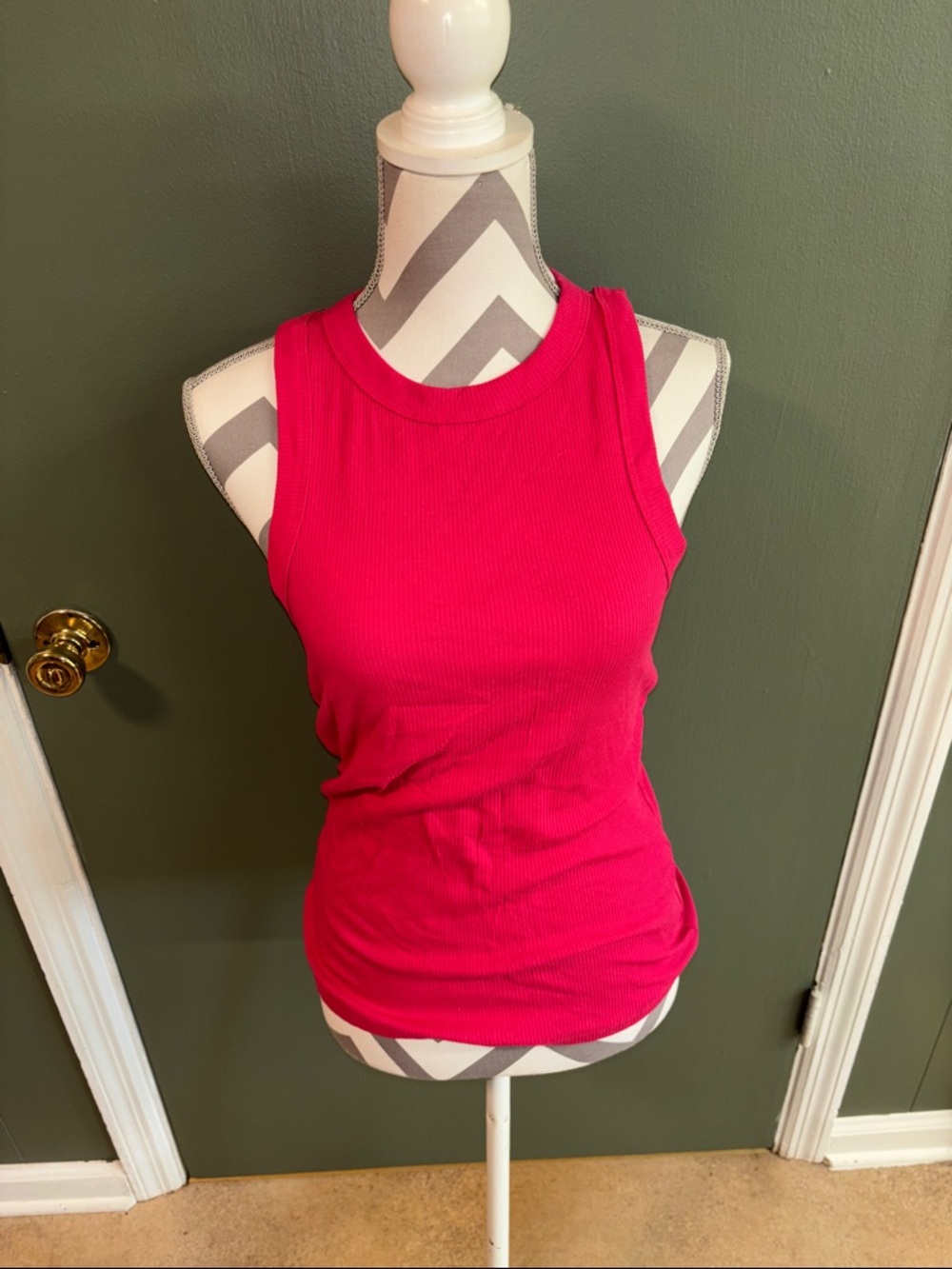 Express Bright Pink Ribbed Tank Top
